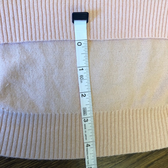 Gabriella Rocha sweater 🎉 - Picture 3 of 4